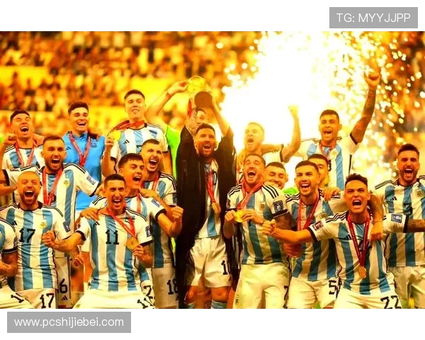 2023年世界杯四强球队的球迷文化与支持热情展现帮助你感受足球的激情与魅力